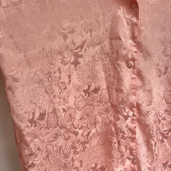 Victoria’s Secret vintage, pink oversize button-down shirt GUC size M/L - Picture 2 of 6